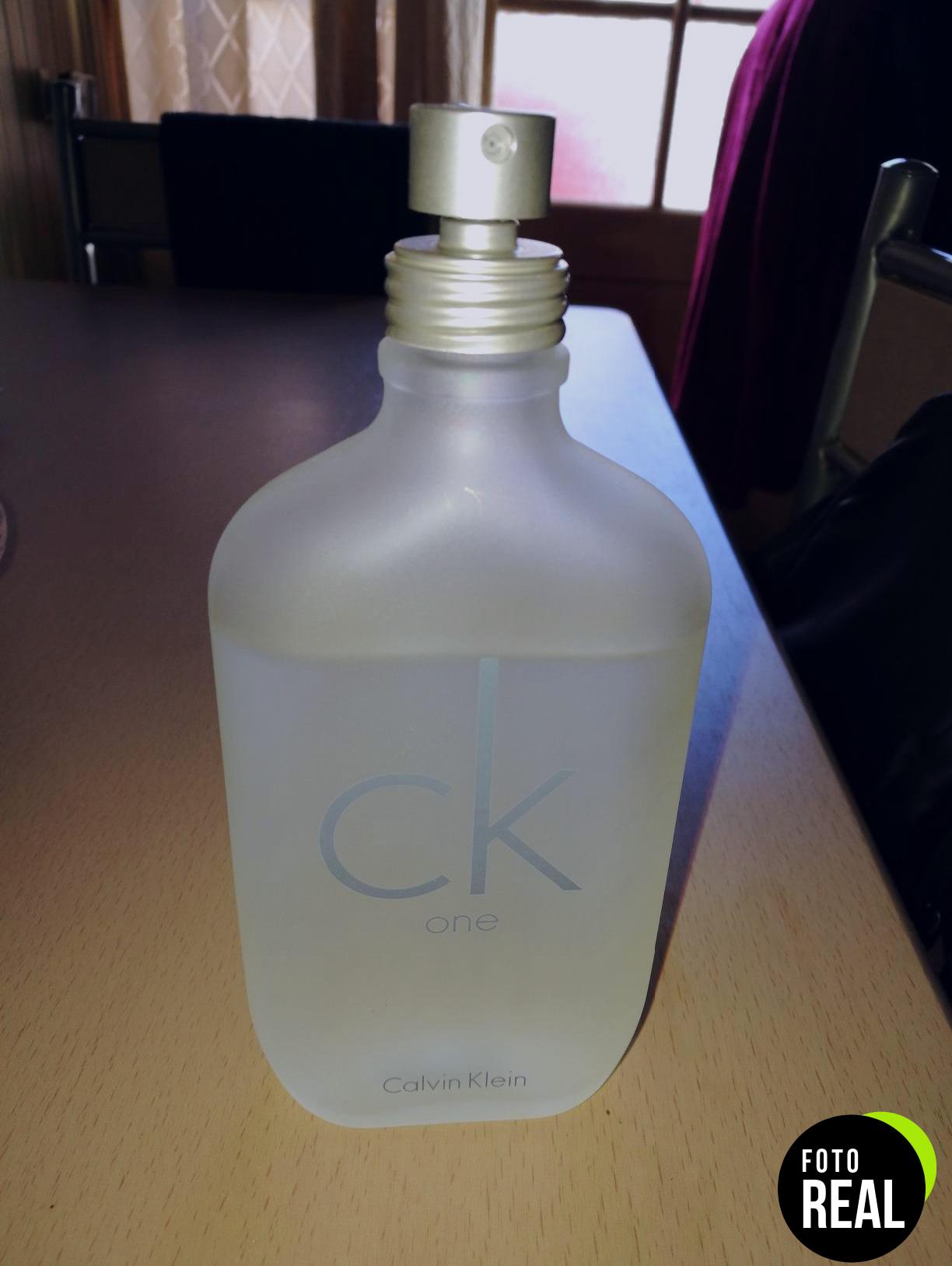 ck-one-perfume-calvin-klein-foto-3